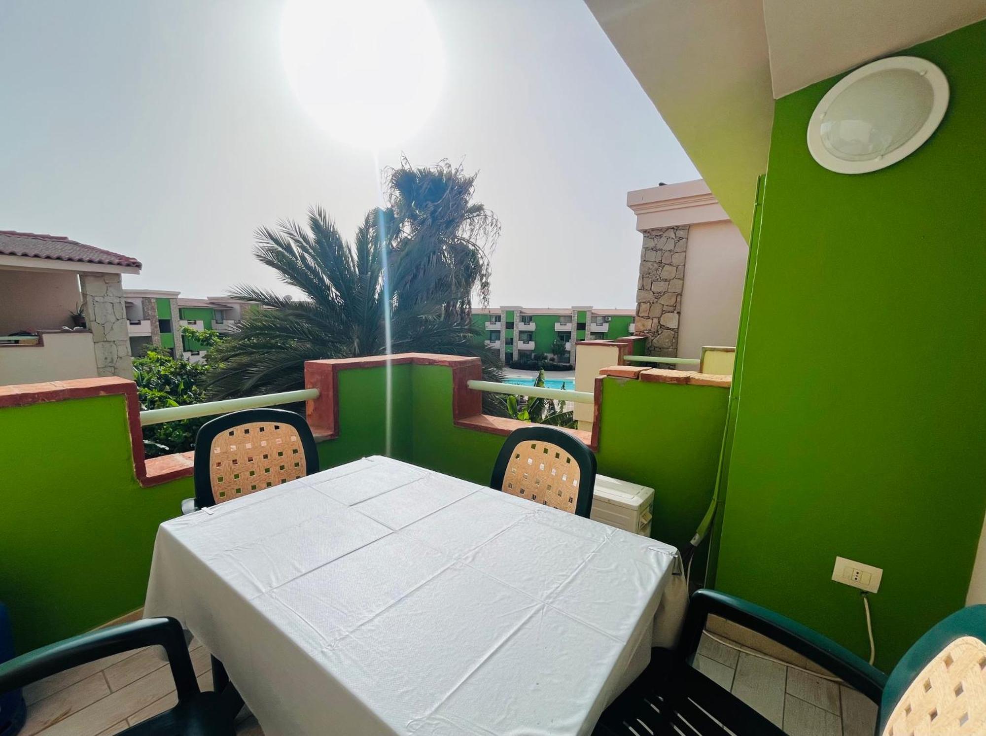 Cozy Apartment With Pool, Near Beach And Center Санта-Мария Экстерьер фото